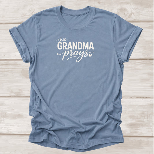 This Grandma Prays Christian t-shirt with script graphic in steel blue – BEE Grace-full